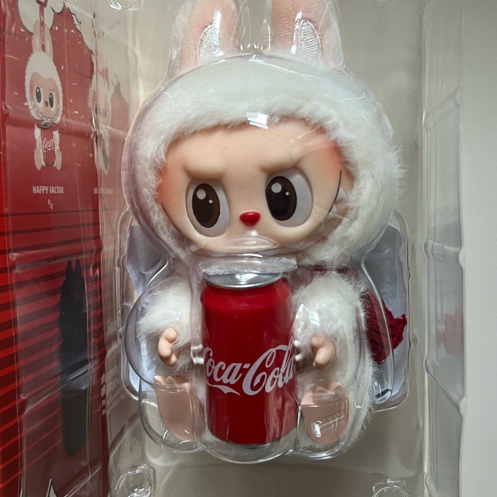 Coca-Cola “The Monsters” Labubu